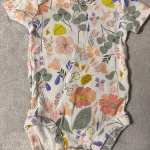 Carter's / Just One You / White Floral Onesie / 3 months / Excellent Condition!