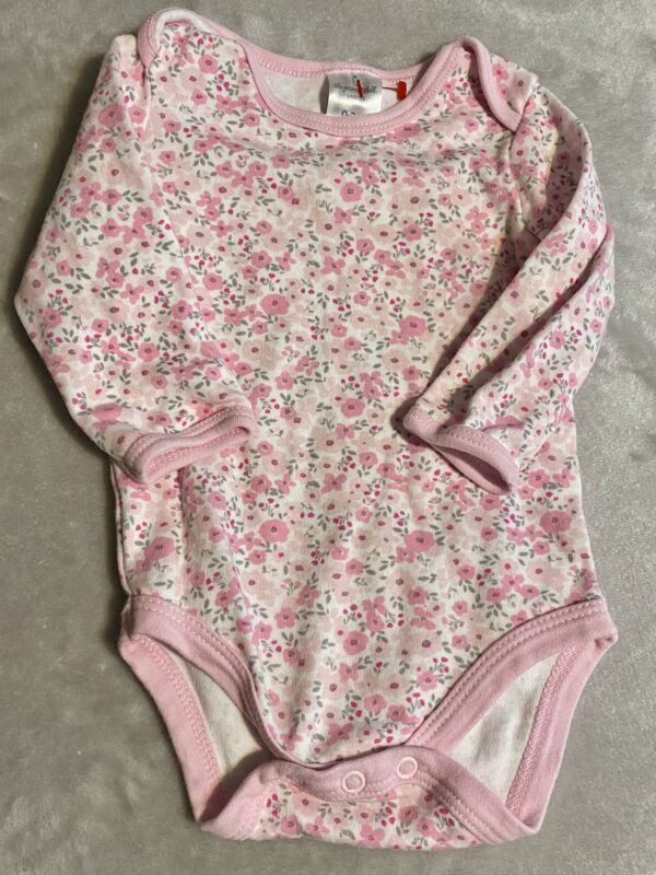 The Peanutshell Layette / Long Sleeve Pink Onesie with Flowers / 0-3 months / Great Condition!