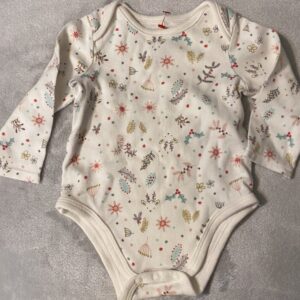 First Impressions / Macy's / Long Sleeve / Winter Forest Onesie / 3-6 months / Great Condition