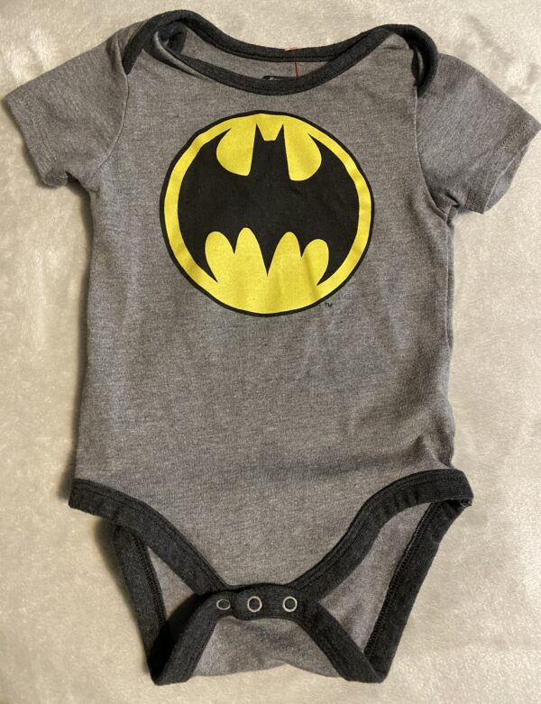 Justice League / Batman / Onesie / 18 months / Great Condition!