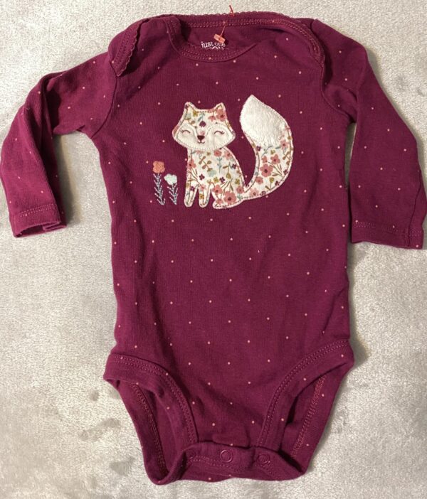 Carter's / Just One You / Pink Long Sleeved Onesie with Floral Fox Applique / 3 months / Excellent Condition!