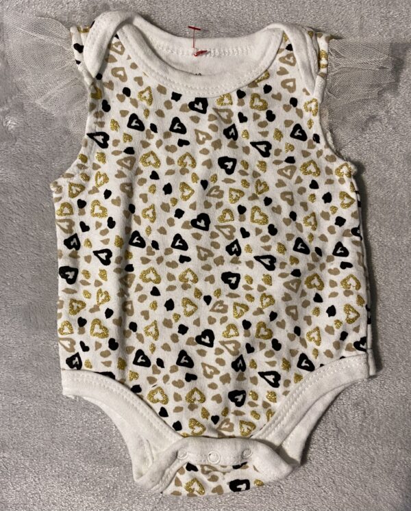 Princess Rose / Sleeveless Onesie / Leopard Print Style Hearts with Lace Sleeves / 0-3 months / Excellent Condition
