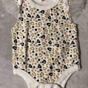 Princess Rose / Sleeveless Onesie / Leopard Print Style Hearts with Lace Sleeves / 0-3 months / Excellent Condition