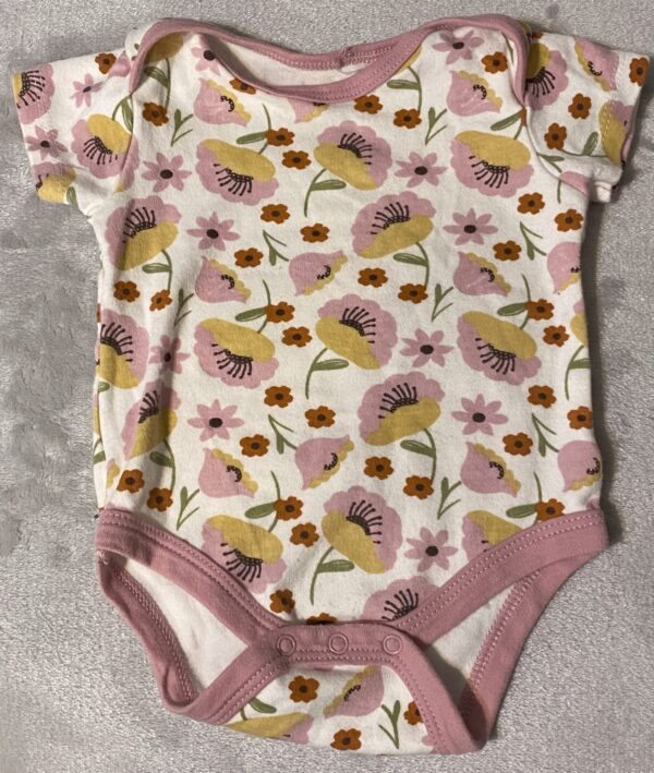 Chick Pea / Onesie with Flowers / 3-6 months / Great Condition
